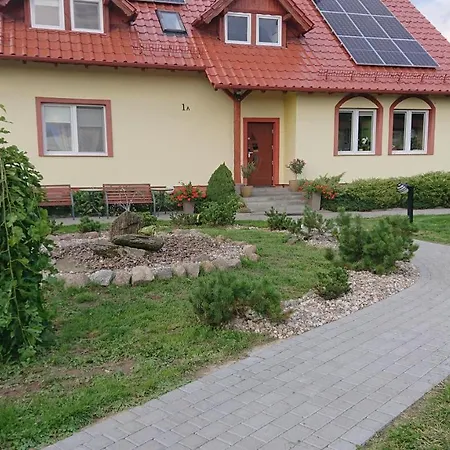 Dom wakacyjny I Goscinne A A Malinowscy Stegna (Pomerania)