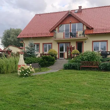 Dom wakacyjny I Goscinne A A Malinowscy Stegna (Pomerania)