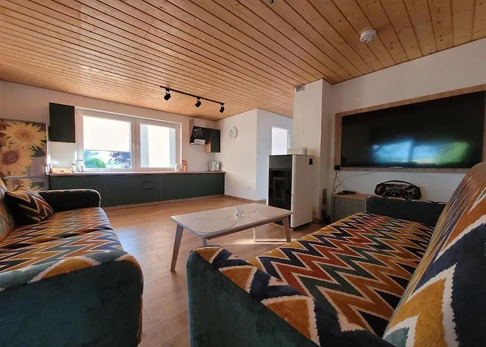 I Goscinne A A Malinowscy ستيغنا