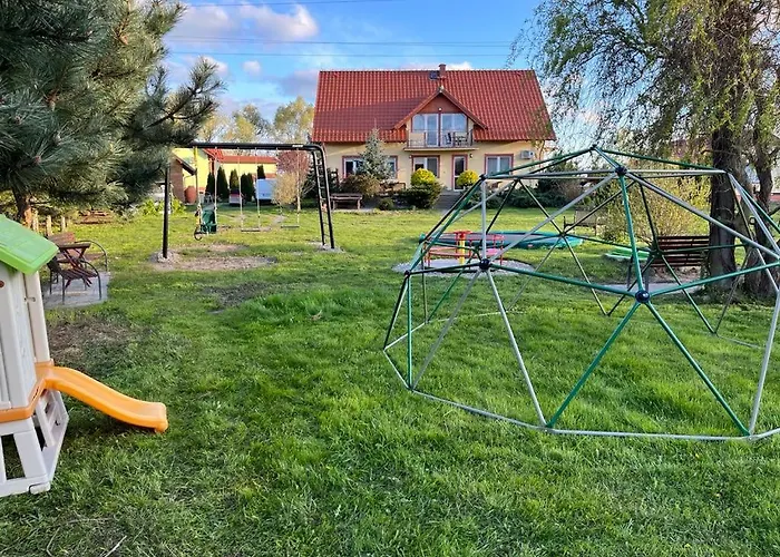 I Goscinne A A Malinowscy ستيغنا