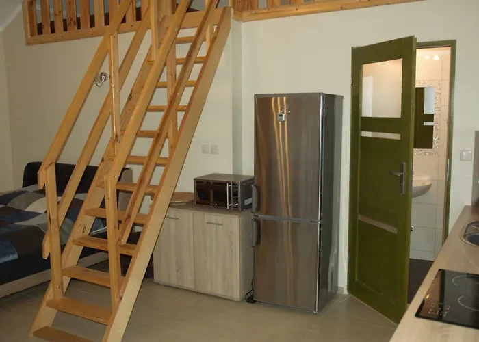 I Goscinne A A Malinowscy ستيغنا